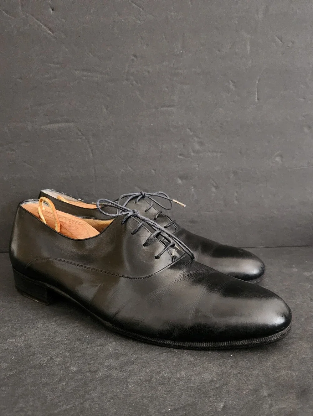 Salvatore Ferragamo Men’s Black Leather Oxford Lace-Up Almond Toe Logo 9.5EE